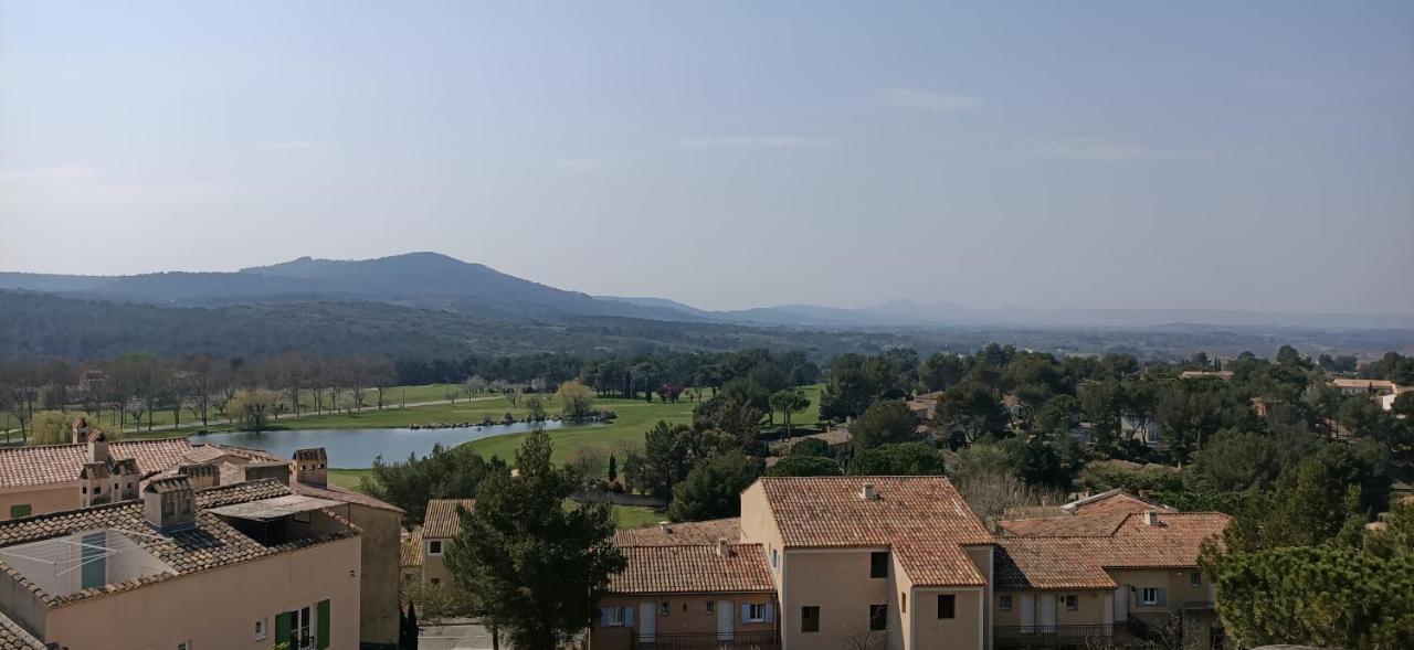 Charmant T2 Climatise Avec Belle Vue , Golf De Pont-Royal Mallemort Bagian luar foto