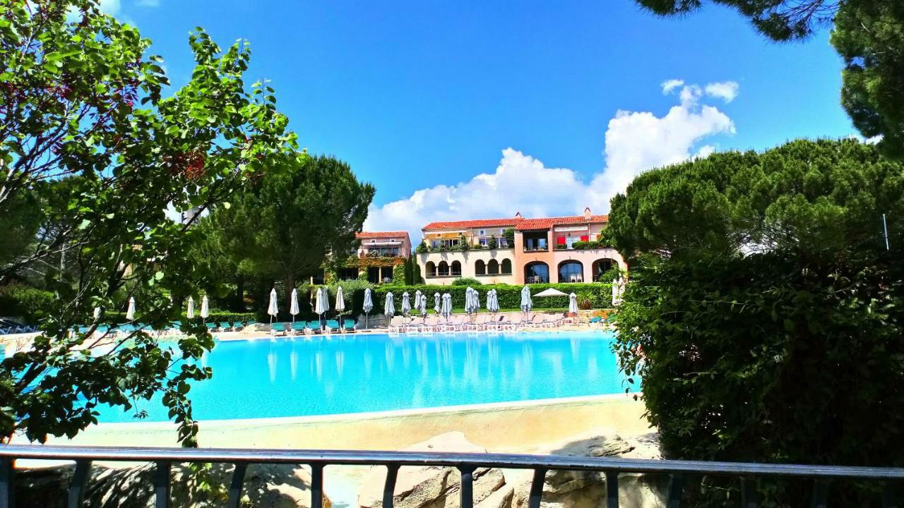 Charmant T2 Climatise Avec Belle Vue , Golf De Pont-Royal Mallemort Bagian luar foto