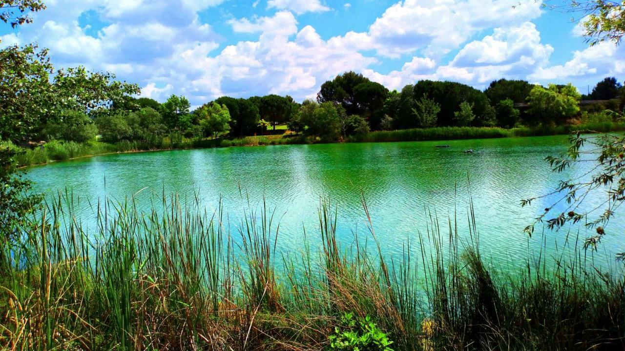 Charmant T2 Climatise Avec Belle Vue , Golf De Pont-Royal Mallemort Bagian luar foto